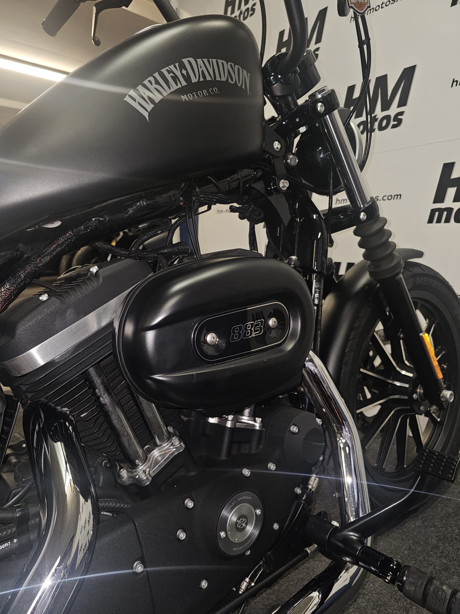 harley-883-3