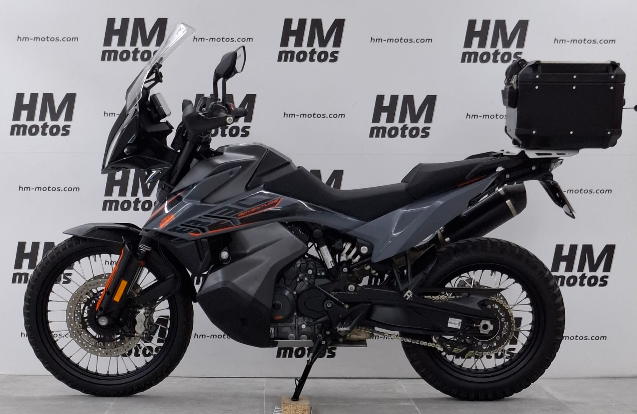 ktm-890-r