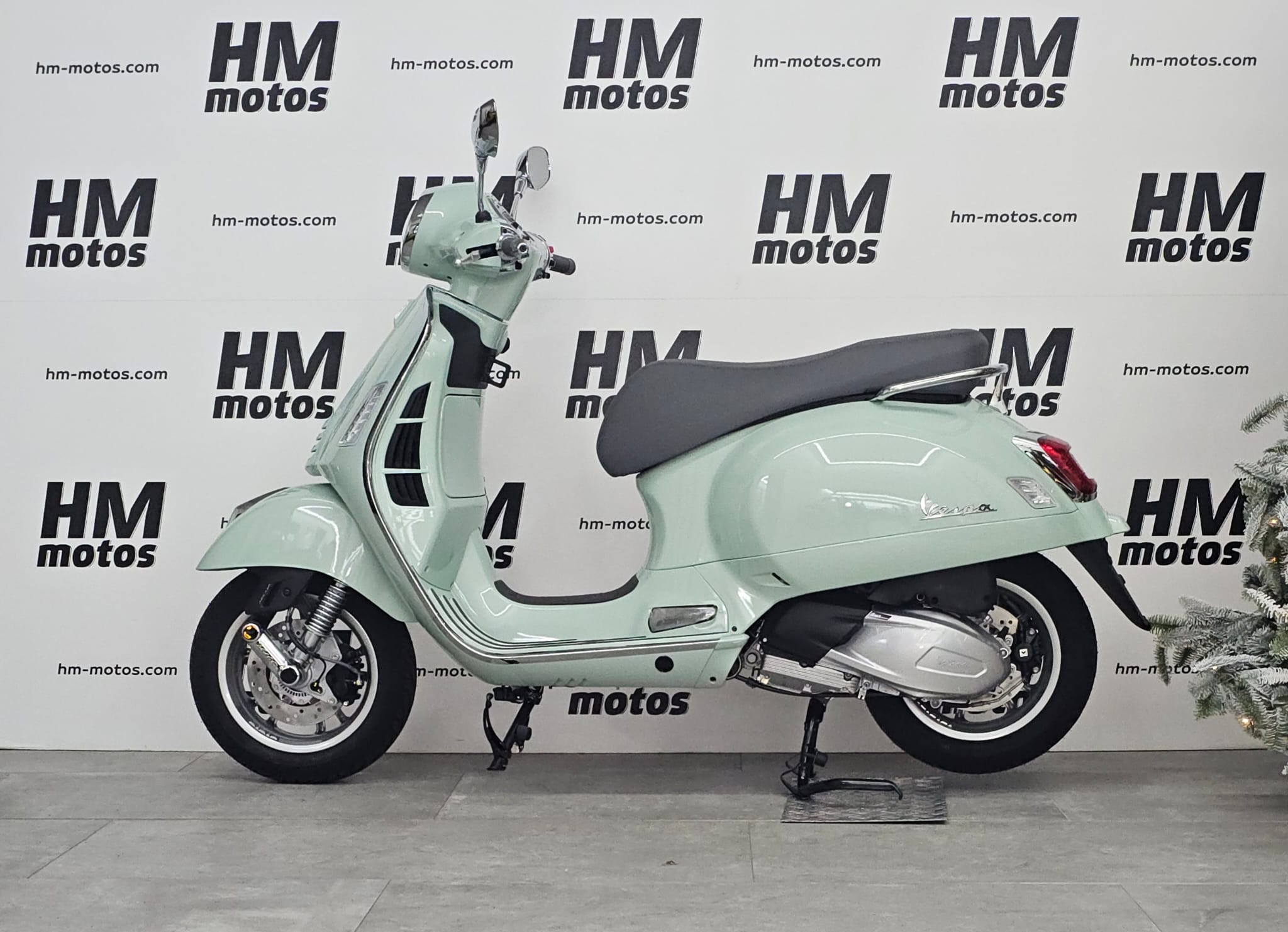 vespa-300-verde