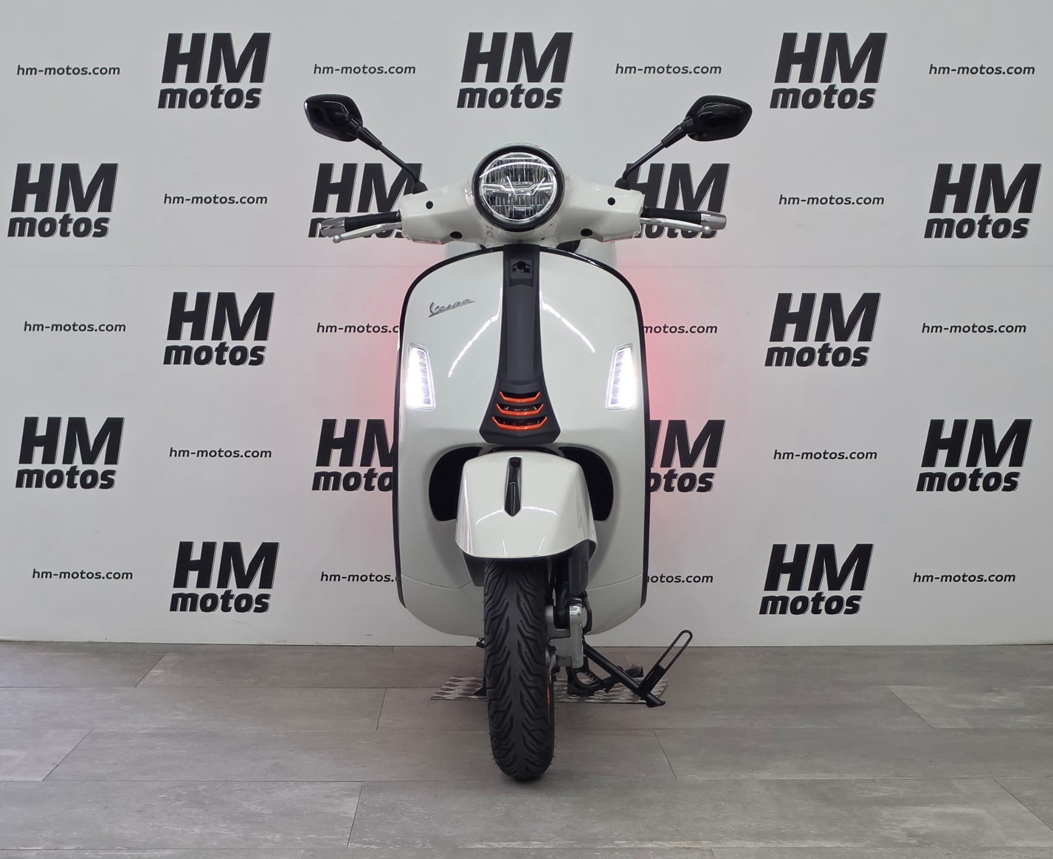 vespa-125-1-2
