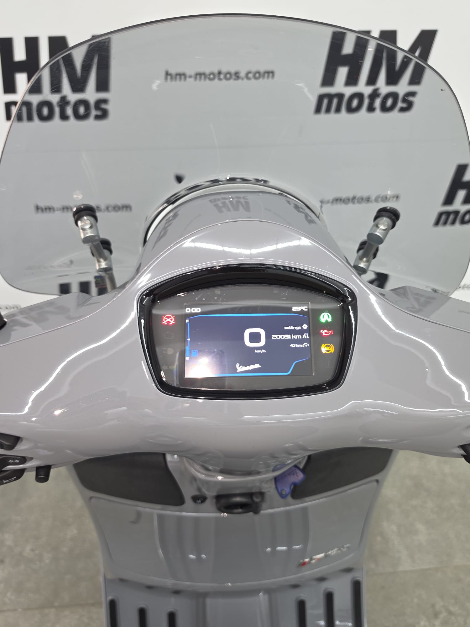 vespa-9-7