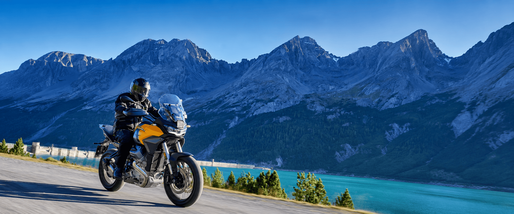 Motoguzzi Stelvio 1000