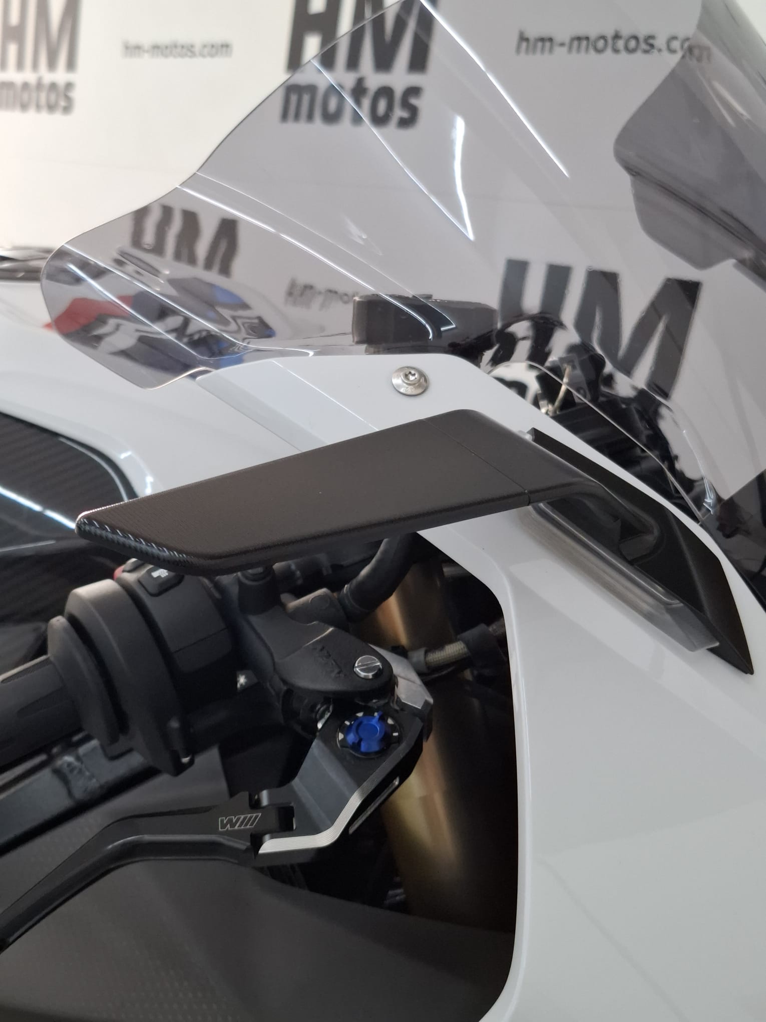 bmw-17-2