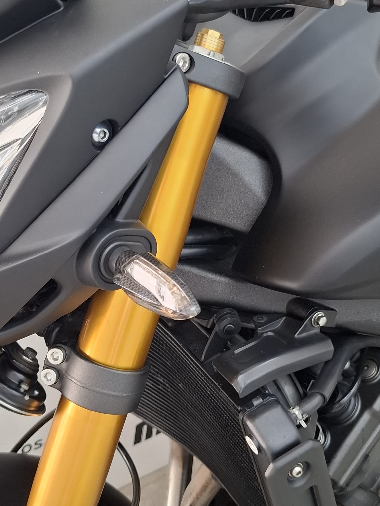 fz8-17