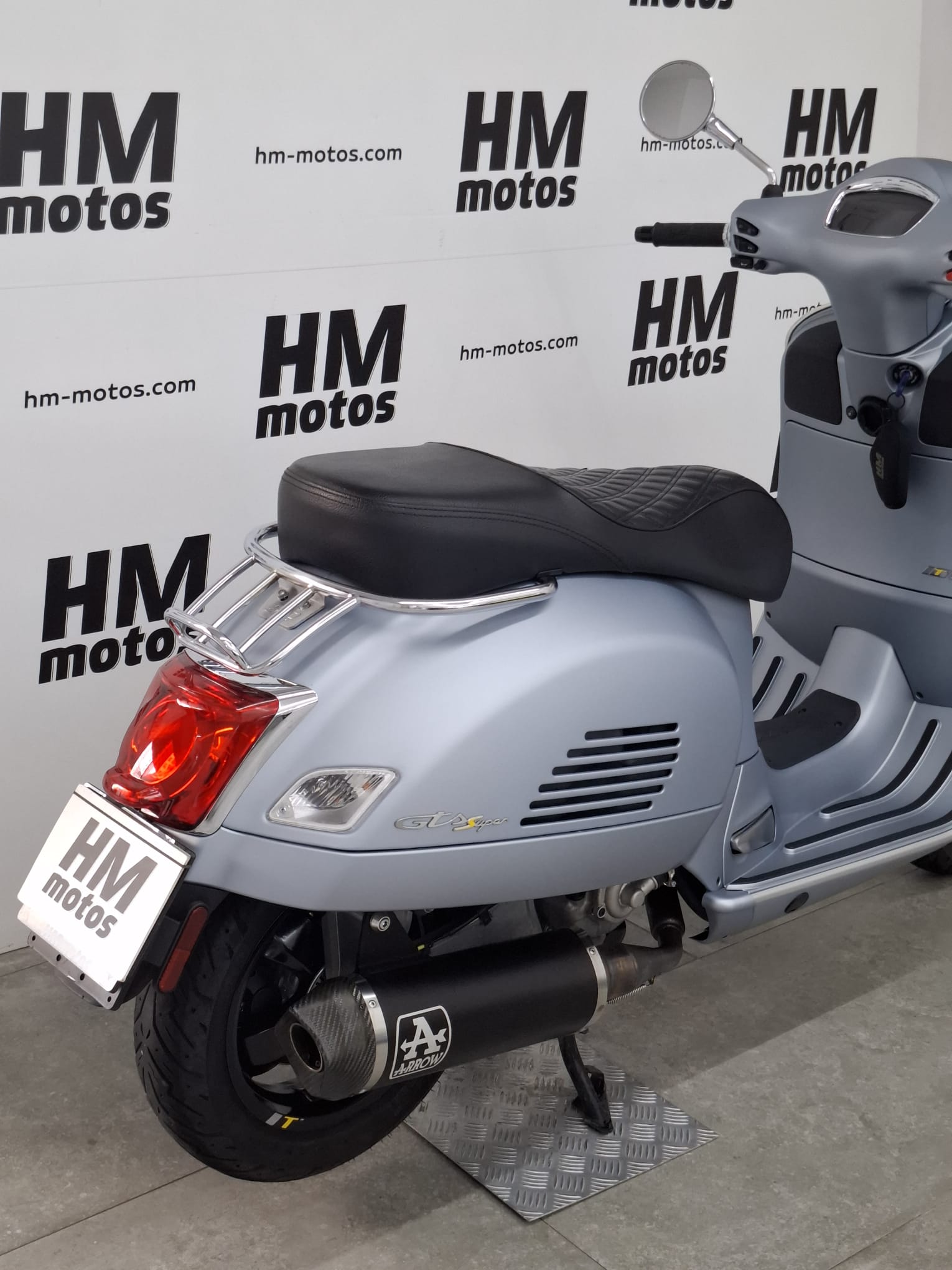 vespa-11-8